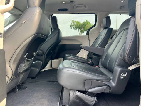 2017 Chrysler Pacifica