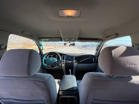 2004 Toyota 4Runner SR5