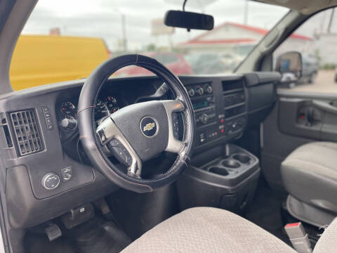 2015 Chevrolet Express 2500