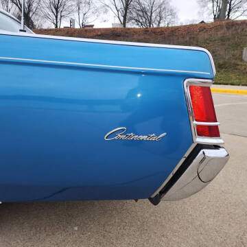 1971 Lincoln Continental