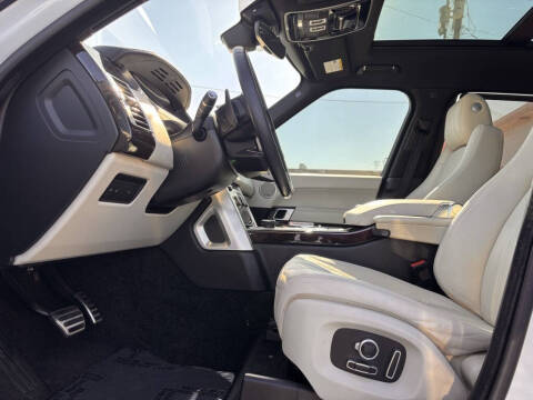 2017 Land Rover Range Rover Supercharged LWB