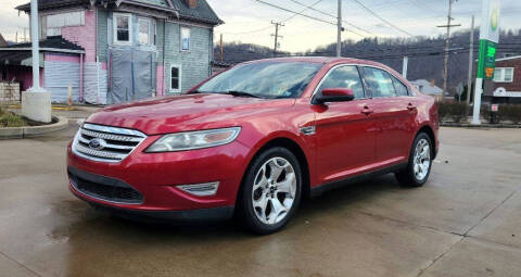 2011 Ford Taurus SHO