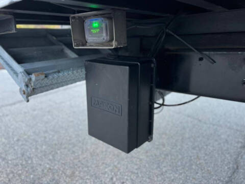 2020 Freightliner M2 106