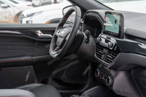 2025 Ford Escape ST-Line Select