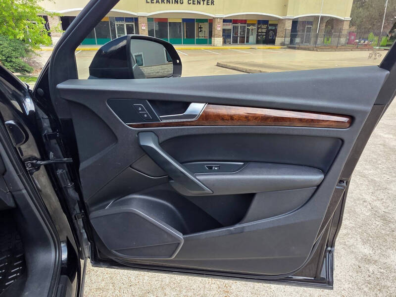 2018 Audi Q5 2.0T quattro Premium