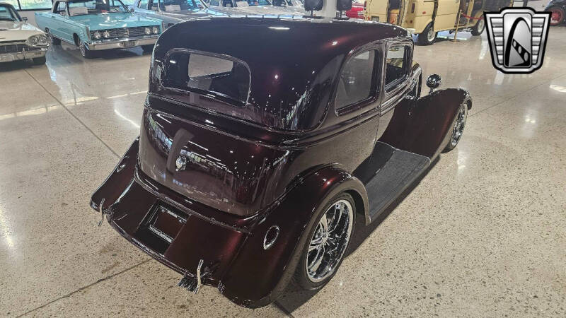 1933 Ford Vicky
