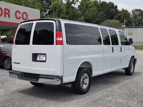 2025 Chevrolet Express LT 3500