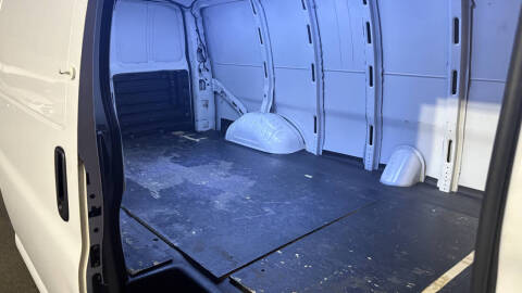 2021 Chevrolet Express 2500