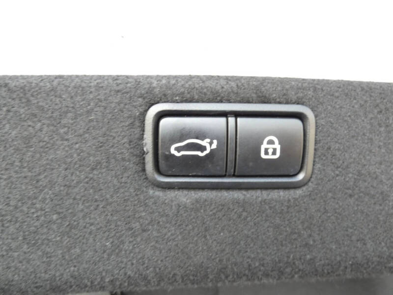 2015 Hyundai Genesis