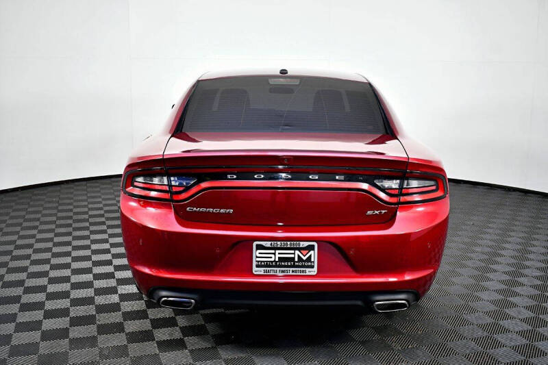 2018 Dodge Charger SXT
