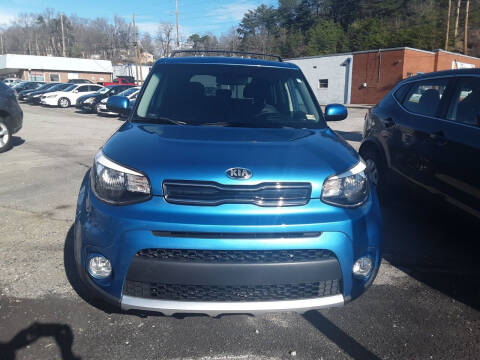 2017 Kia Soul for sale at Auto Villa in Danville VA