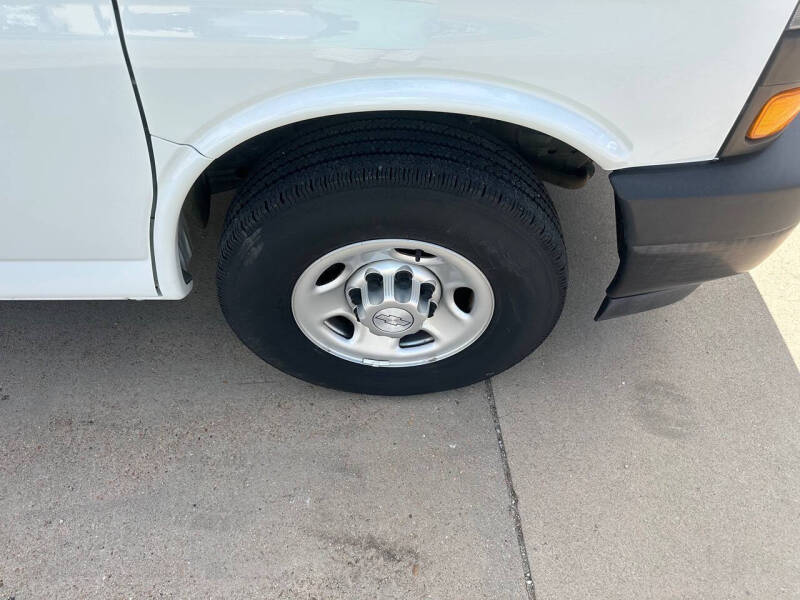 2018 Chevrolet Express 2500