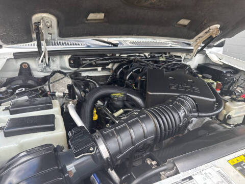 2002 Ford Explorer Sport Trac Value