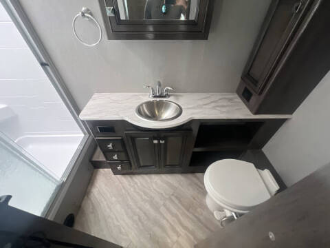 2020 Holiday Rambler Invicta