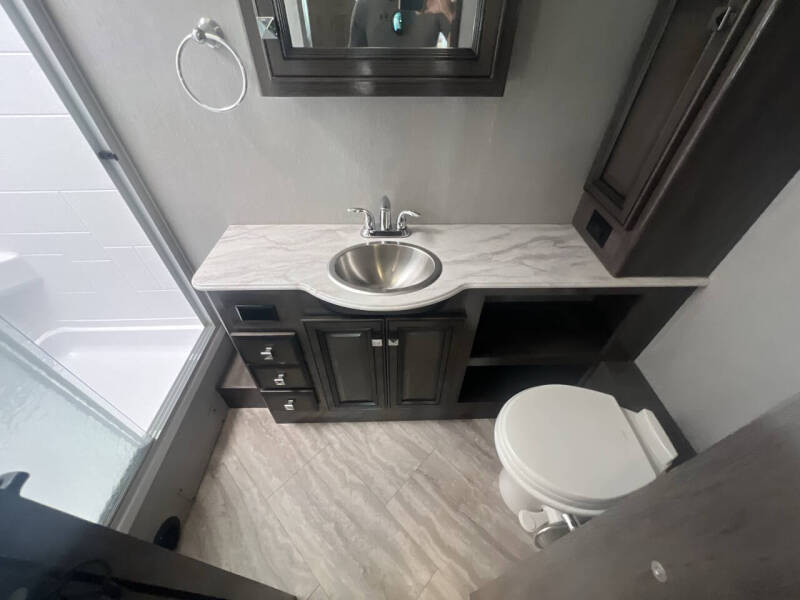 2020 Holiday Rambler Invicta