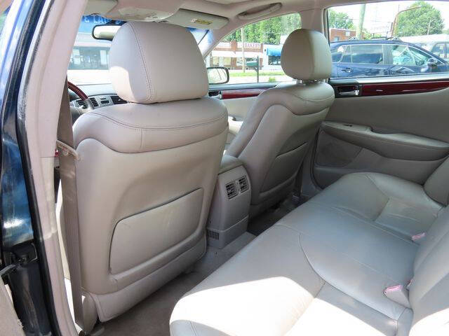 2004 Lexus ES 330