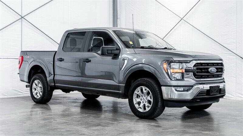 2023 Ford F-150 XL's photo