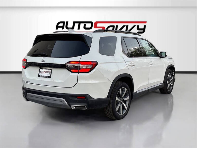 2024 Honda Pilot Touring
