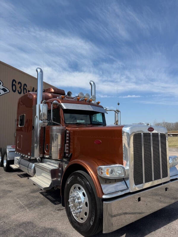 2018 Peterbilt 389
