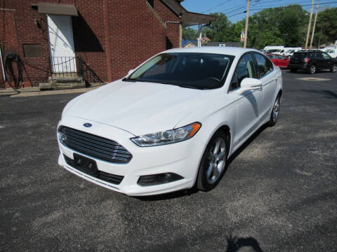 2016 Ford Fusion for sale at Lake County Auto Sales in Painesville OH