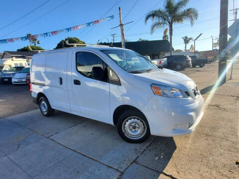 2020 Nissan NV200 for sale at Nueva Italia Motors in Ventura CA