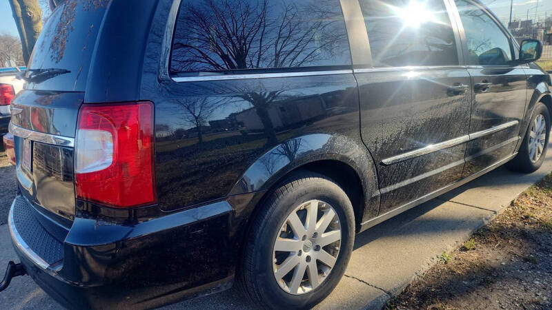 2015 Chrysler Town and Country Touring