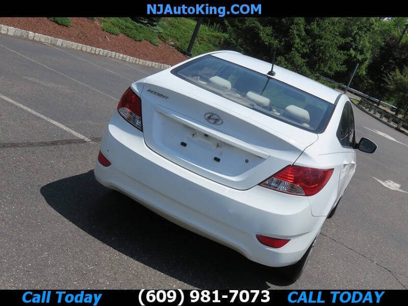 2012 Hyundai Accent GLS