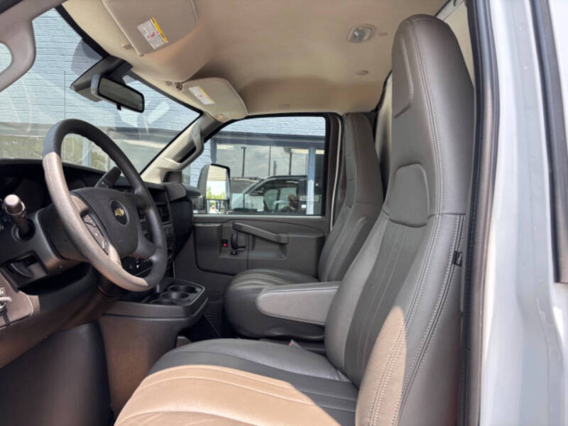 2024 Chevrolet Express 3500 Reefer Cube Van