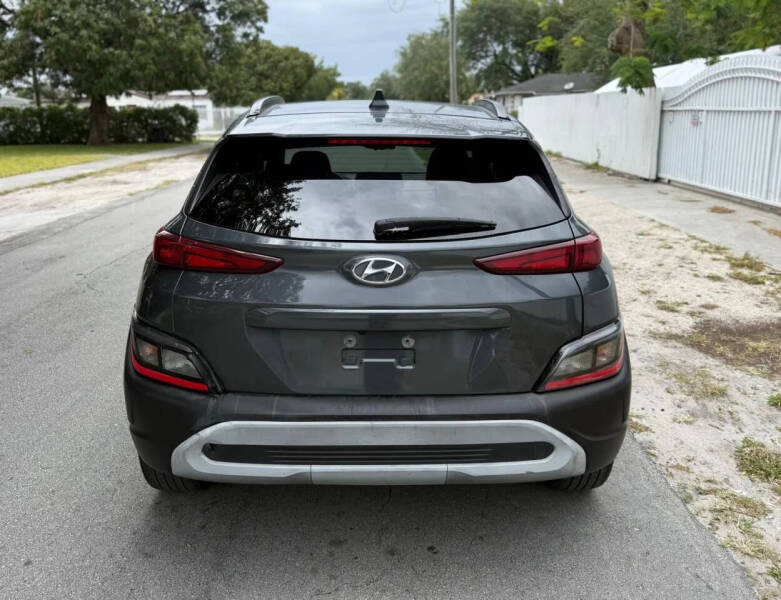 2022 Hyundai Kona SEL