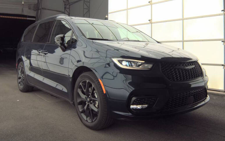 2025 Chrysler Pacifica Limited
