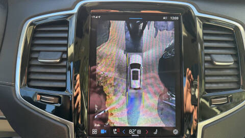 2023 Volvo XC90 Recharge T8 Ultimate Bright Theme 6P