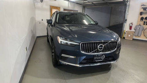 2023 Volvo XC60 B6 Ultimate Bright Theme