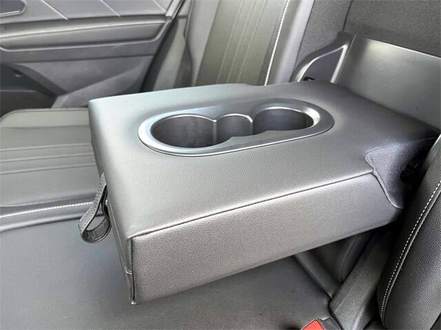 2022 Volkswagen Tiguan SE 4Motion