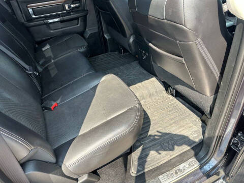 2016 RAM 1500 Laramie