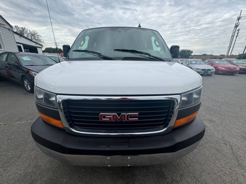2017 GMC Savana LT 3500
