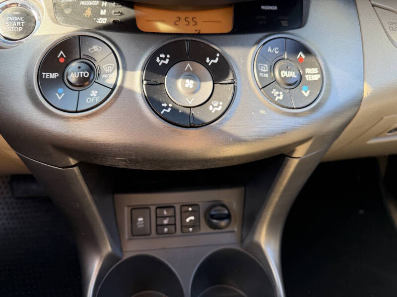 2011 Toyota RAV4 Limited