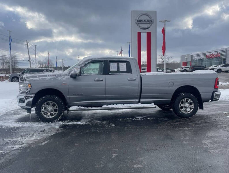 2024 RAM 3500 Laramie