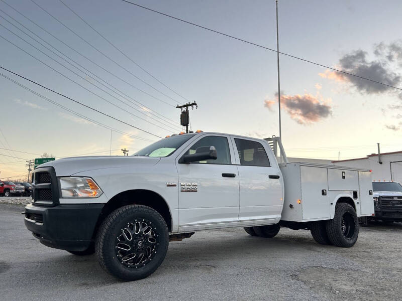 2018 RAM Ram 3500 Chassis Cab Tradesman's photo