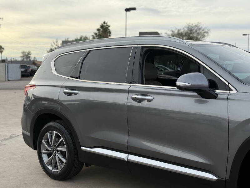 2019 Hyundai Santa Fe Ultimate 2.4L