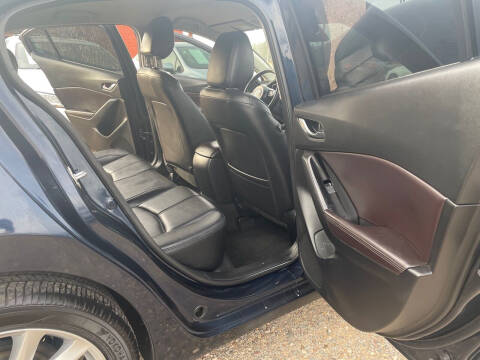 2017 Mazda MAZDA3 Touring