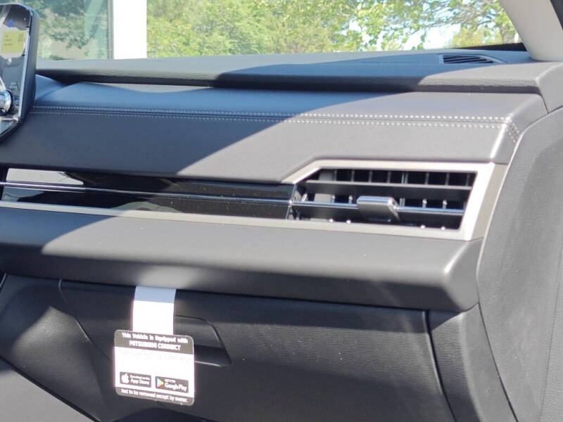 2025 Mitsubishi Outlander PHEV SE