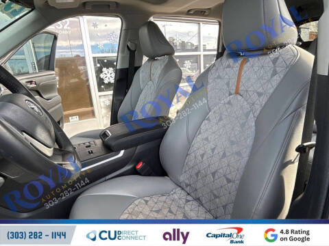 2023 Toyota Highlander Hybrid Bronze Edition