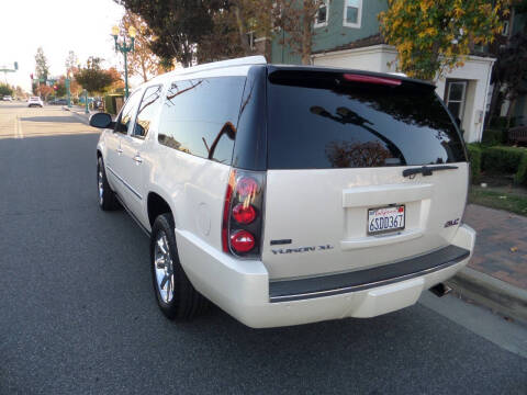 2011 GMC Yukon XL Denali