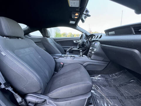 2019 Ford Mustang EcoBoost