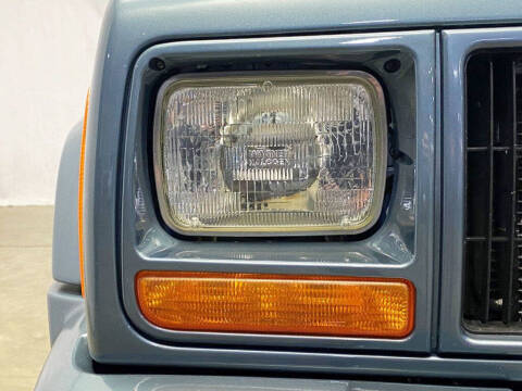 1999 Jeep Cherokee Classic