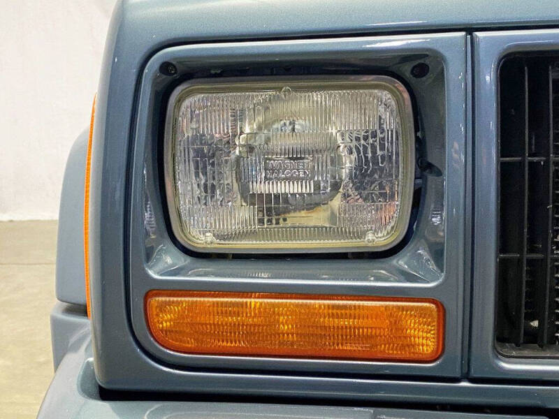 1999 Jeep Cherokee Classic