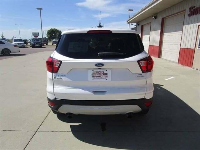 2019 Ford Escape SE