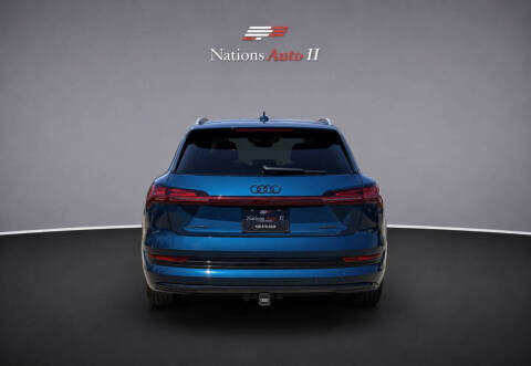 2022 Audi e-tron quattro Premium Plus