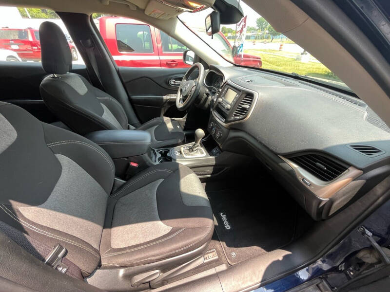 2014 Jeep Cherokee Sport