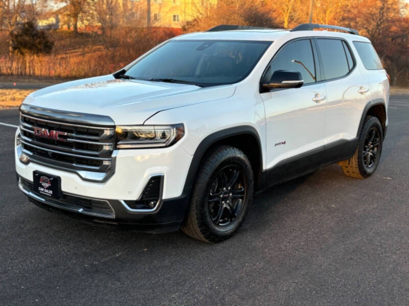 2023 GMC Acadia AT4